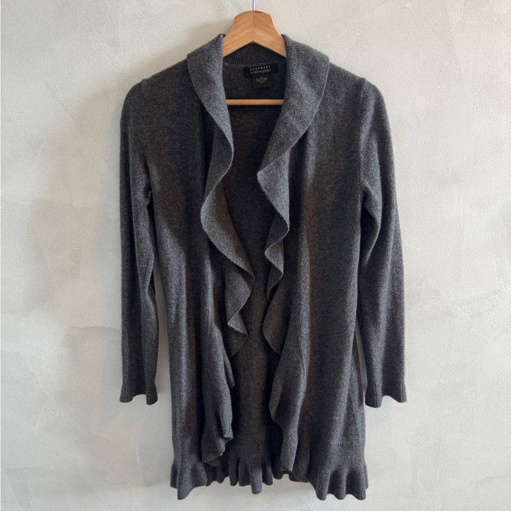 Bloomingdale's - Gray Ruffled Cashmere Sweater - Size XS